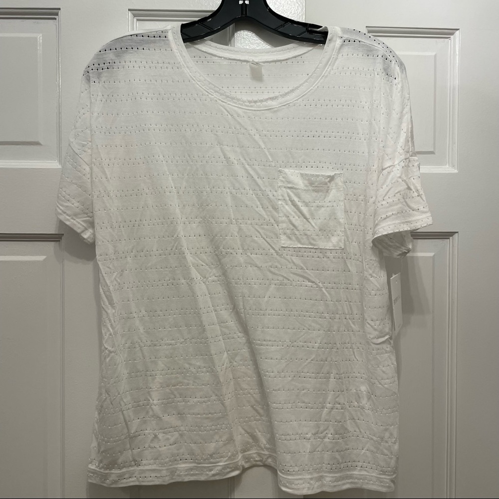 NWT Beyond Yoga Short Sleeve Pocket Tee